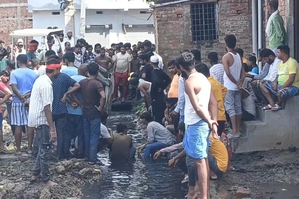 नालंदा: आंगनबाड़ी से पढ़कर घर लौटे रहे बच्चे की नाले में डूबने से हुई मौत, बच्चे की खोजबीन के लिए चलाया जा रहा है रेस्क्यू 7