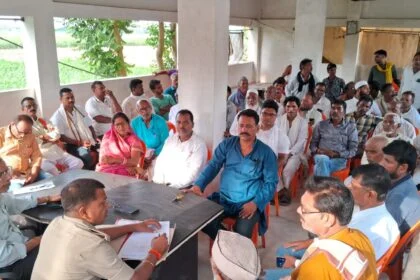 श्रावणी मेला व मुहर्रम पर्व को लेकर शांति समिति की बैठक में लोगों ने उठाए ज्वलंत सवाल 18