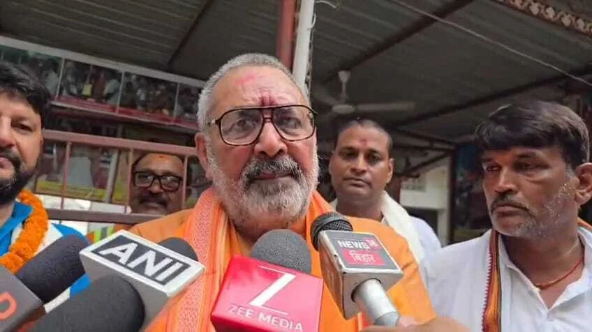 रोहिंग्या या जो भी प्रवासी भारतीय हैं उनके द्वारा अवैध तरीके से आवासीय प्रमाण पत्र बनवाकर अपनी नागरिकता सिद्ध करने की कोशिश की जा रही है – गिरिराज सिंह 3