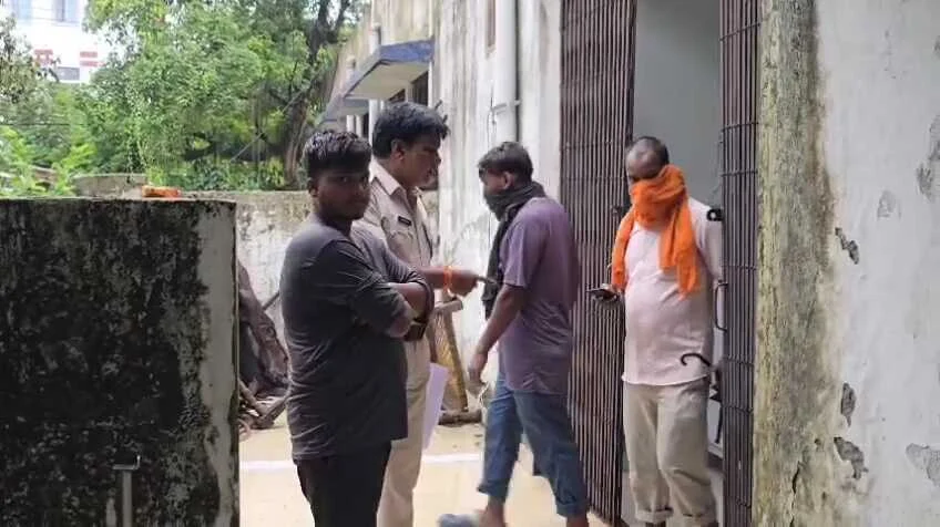 बेगूसराय रिफाइनरी में काम कर रहे एक मजदूर की संदिग्धावस्था में हुई मौत, परिजनों में मचा कोहराम 3