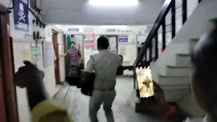 समस्तीपुर: दिनदहाड़े एक युवक को अपराधियों ने गोली मारकर किया हत्या, सब्जी खरीदने जा रहा था युवक  4