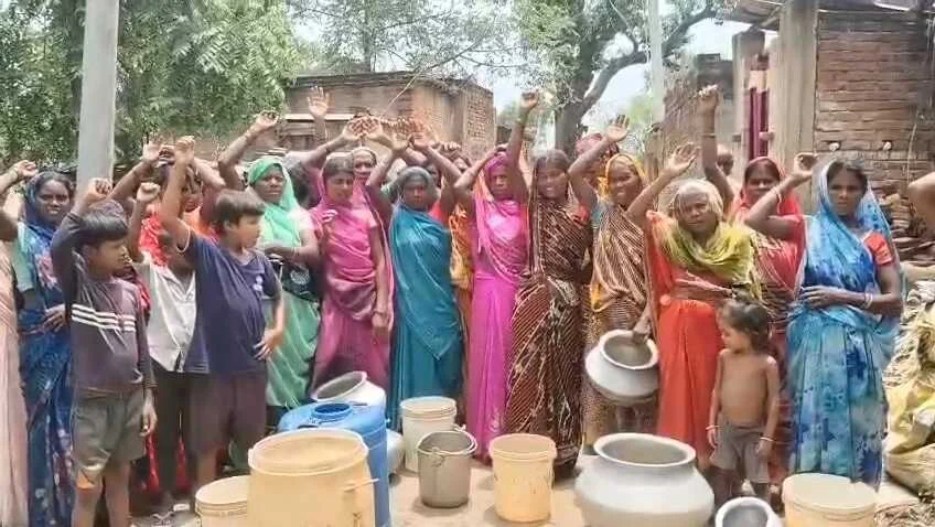 नालंदा: वोट नहीं दिया तो पानी भी नहीं, महादलित टोले में नल-जल योजना फेल, वोट का बदला पानी से 1