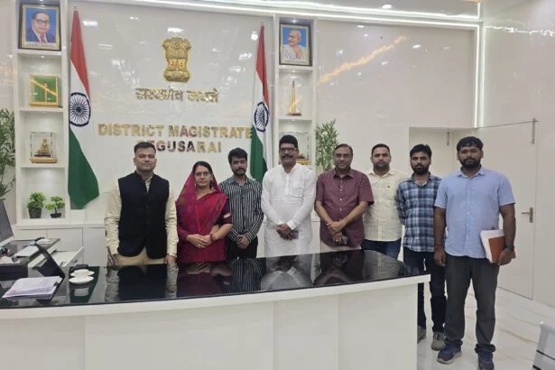 जिलाधिकारी बेगूसराय के नेतृत्व में चयनित एजेंसी द्वारा निष्पादित कार्यों की समीक्षा बैठक का हुआ आयोजित 3