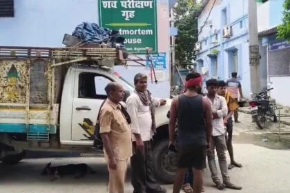 बेगूसराय में दो बच्चों के मामूली विवाद से नाराज दबंगों ने त्रिशूल से वारकर बुजुर्ग की निर्मम तरीके से हत्या 23