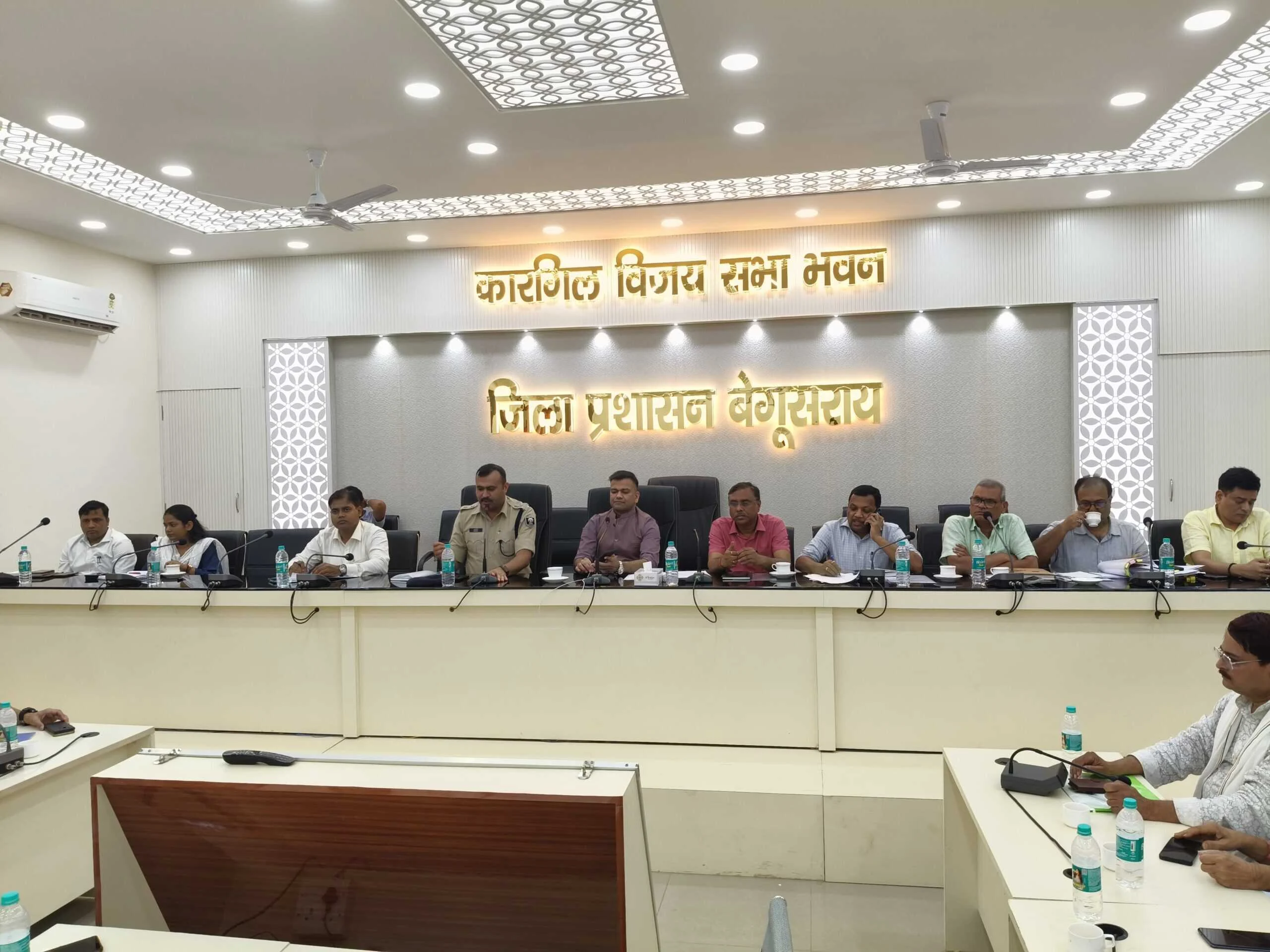 बेगूसराय कारगील भवन में मुहर्रम पर्व को लेकर जिलाधिकारी व पुलिस कप्तान की संयुक्त अध्यक्षता में बैठक आयोजित 5