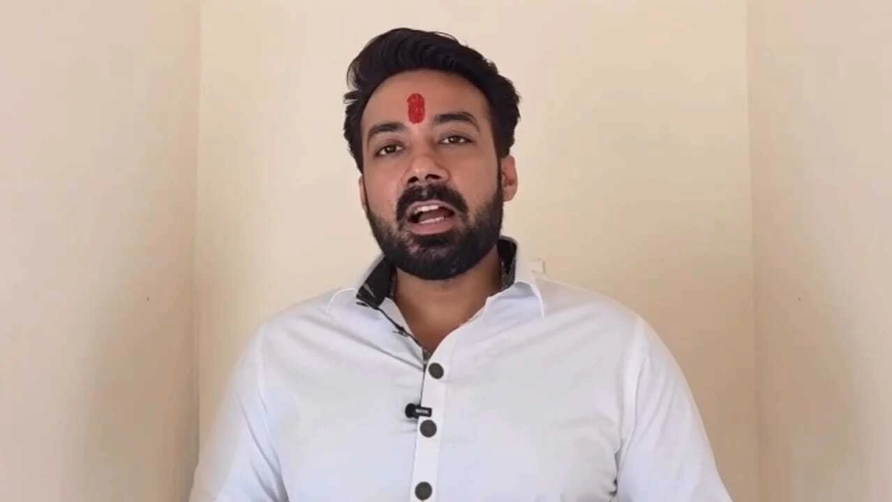 खगड़िया सांसद राजेश वर्मा ने कहा - उद्योग लगाने वाले व्यापारी उतर रहे मौत के घाट 11