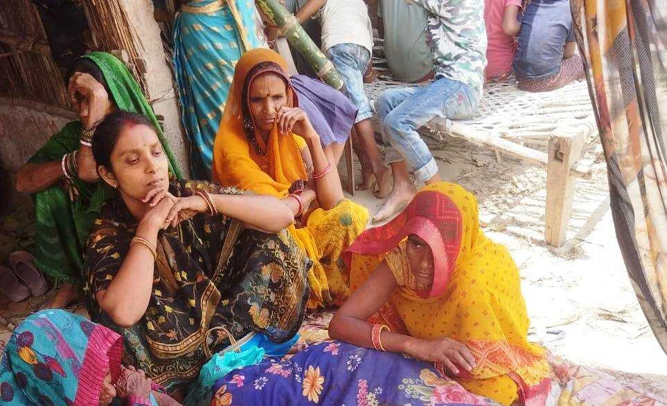 समस्तीपुर: निजी क्लीनिक में एक महिला की संदिग्ध स्थिति मौत, क्लीनिक कर्मी में ताला जड़कर फरार 8