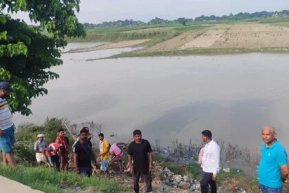 बेगूसराय के विभिन्न घाटों,सड़कों की हो रही है साफ सफाई, श्रावणी मेला को लेकर जिलाधिकारी व उप विकास आयुक्त के निर्देश पर चलाया गया अभियान 31