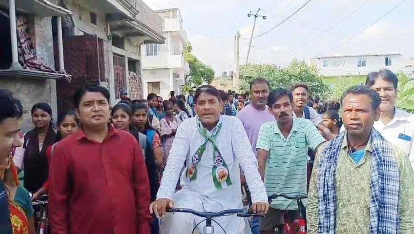 बेगूसराय के मंझौल में जदयू कार्यकर्ताओ ने साइकिल रैली के द्वारा चलाया जागरूकता अभियान 7