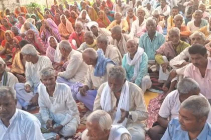 बेगूसराय के बगरस में गुरु पुर्णिमा के अवसर पर जिला स्तरीय संत कबीरपंथी सम्मेलन का हुआ आयोजन 31