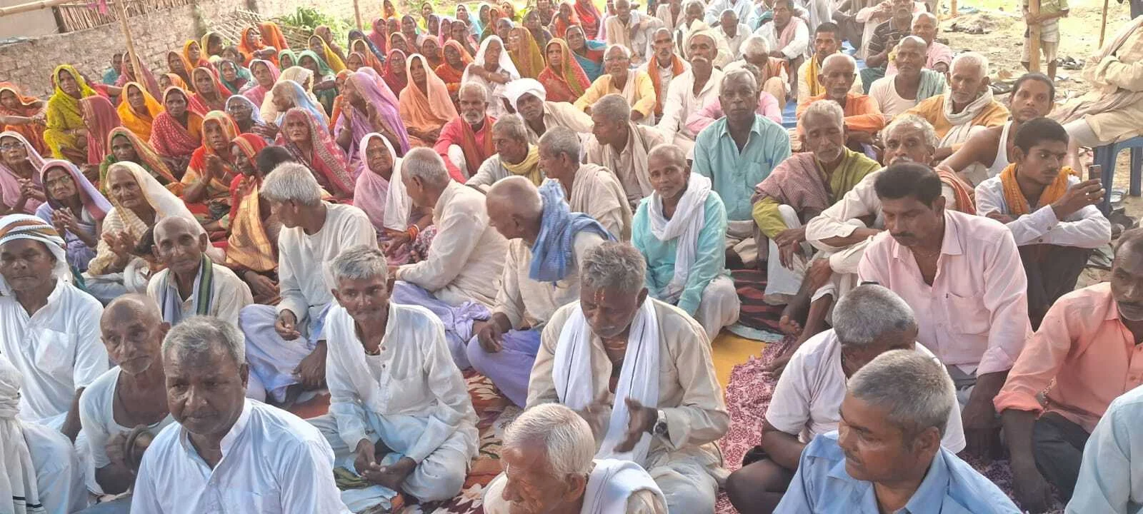 बेगूसराय के बगरस में गुरु पुर्णिमा के अवसर पर जिला स्तरीय संत कबीरपंथी सम्मेलन का हुआ आयोजन 3