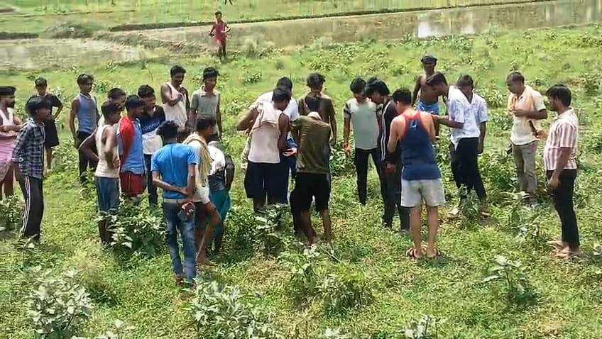 नालंदा: जमीनी विवाद में रवि यादव को गोली मारकर हत्या,काठी पुल के पास मिला शव 4