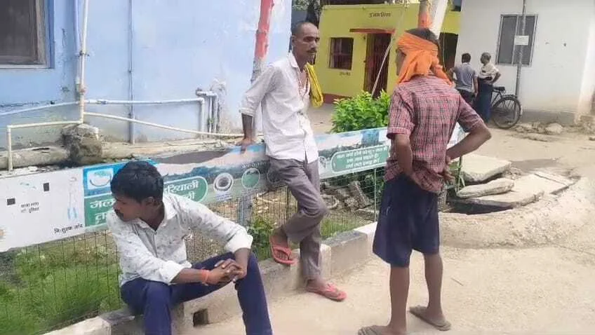 अज्ञात ट्रेन के चपेट में आने से एक युवक की हुई मौत, इलाके में फैली सनसनी 3