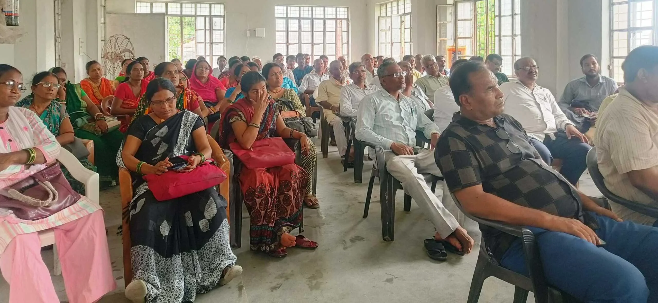 प्राइमरी,मिडिल व हाई स्कूल के प्रधानाध्यापक, प्रभारी प्रधानाध्यापक की बैठक 5