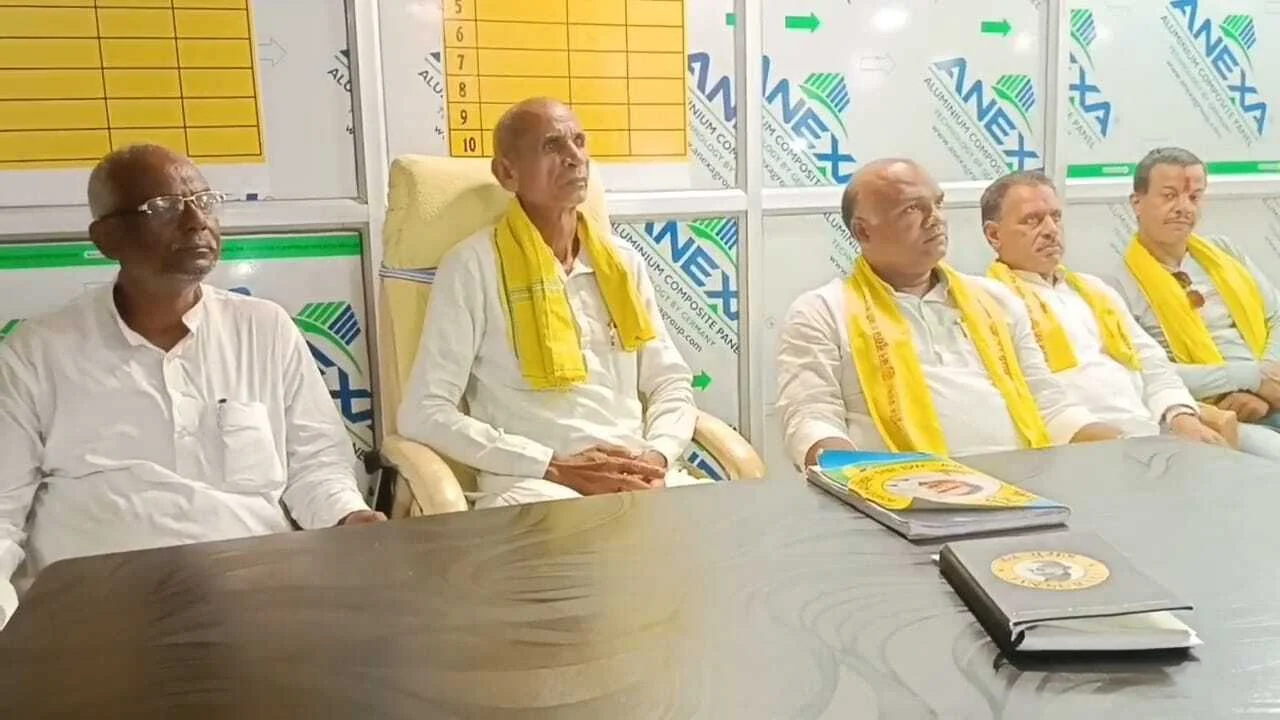 नालंदा में राजद को बड़ा झटका,जिला सचिव सत्येंद्र पासवान ने छोड़ी पार्टी, थामा जन सुराज का हाथ 2