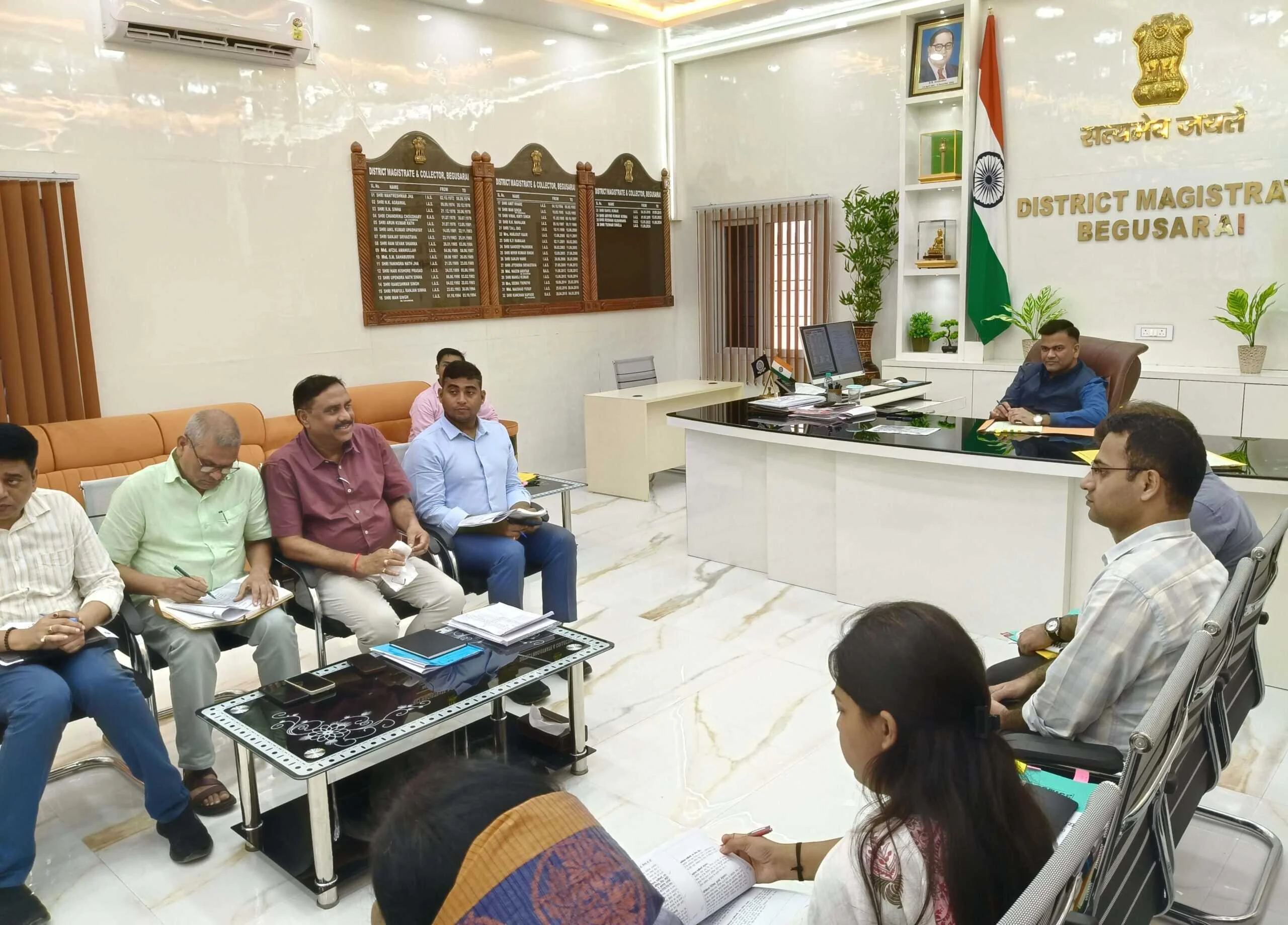 बेगूसराय जिलाधिकारी की अध्यक्षता में रोगी कल्याण समिति के राशि निकाय एवं कार्यकारी समिति के पुनर्गठन हेतु बैठक आयोजित 2