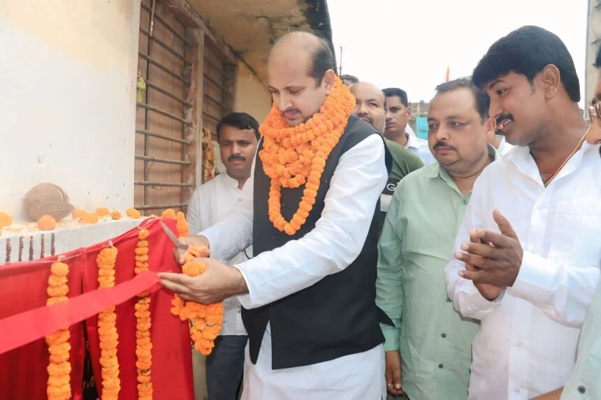 समस्तीपुर: स्थानीय विधायक अख्तरुल इस्लाम शाहीन ने 80 लाख रूपये की लागत से निर्मित  केन्द्रीय पुस्तकालय के नए भवन का किया शिलान्यास  1