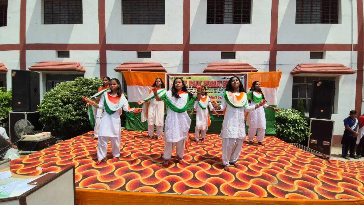 संत पॉल पब्लिक स्कूल तेघड़ा में 79वें स्वतंत्रता दिवस बड़े ही हर्षोल्लास के साथ मनाया गया 2