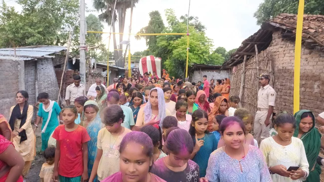 हर्षोल्लास के साथ हुआ भगवान श्रीकृष्ण के प्रतिमा का विसर्जन 2