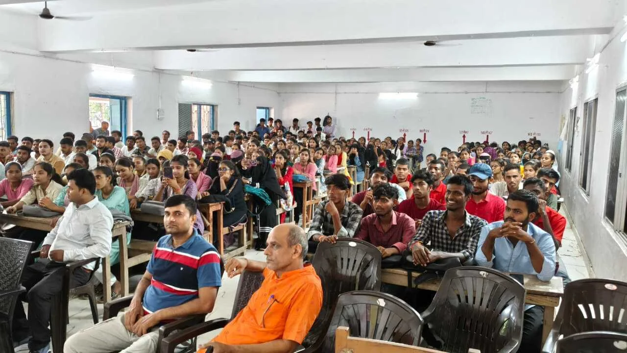 ए.पी.एस.एम. कॉलेज बरौनी में कार्यशाला का हुआ आयोजन 4