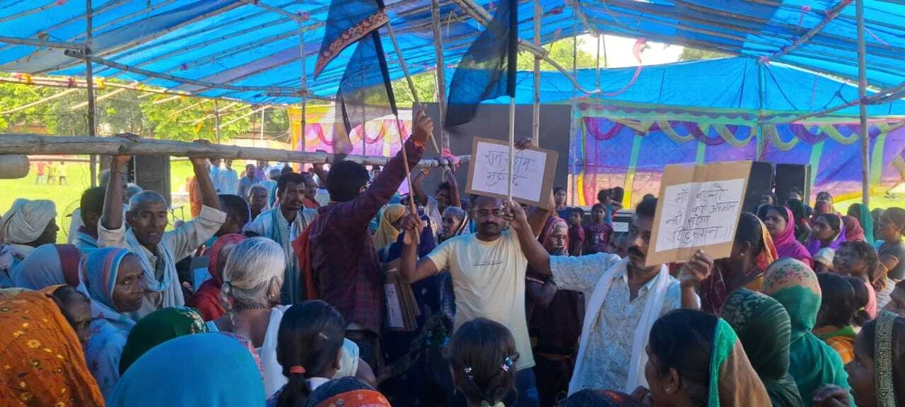 भगवानपुर में राम रहीम के वर्चुअल प्रवचन को आक्रोशित ग्रामीणों ने महिला विरोधी बताकर रुकवाया 2