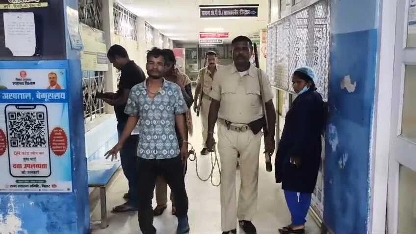 बेगूसराय में नगर थाने की पुलिस ने की बड़ी कामयाबी हासिल, छिनतई की घटना के कुछ ही घंटे बाद आरोपी को किया गिरफ्तार 2