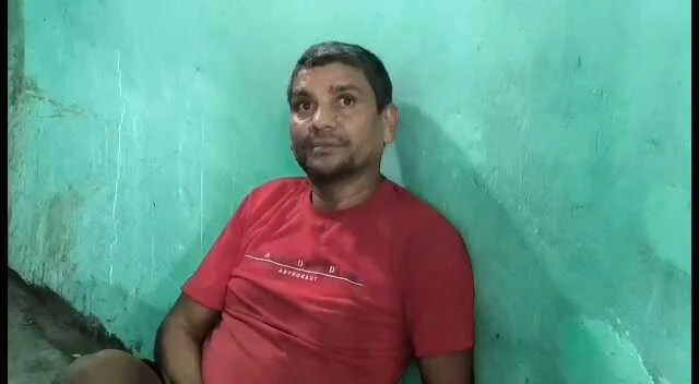 बेगूसराय पुलिस ने की बड़ी कार्रवाई, एक घर से 15 लाख रुपये की शराब बरामद, एक कारोबारी गिरफ्तार 3