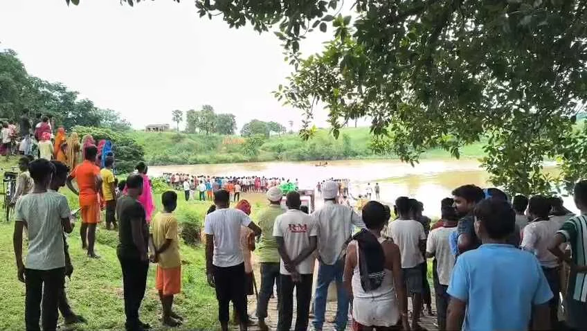 कैमूर: पुल पार करने के दौरान युवक दुर्गावती नदी में डूबा, 22 घंटा बाद भी नहीं चला पता 2