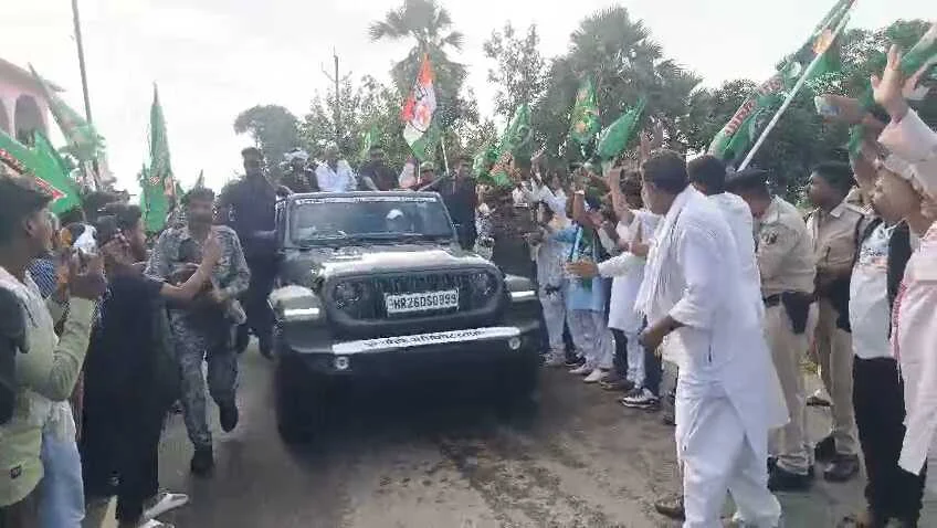 नालंदा पहुँची राहुल गांधी की वोटर अधिकार यात्रा, तेजस्वी संग मिला महागठबंधन का शक्ति प्रदर्शन 1