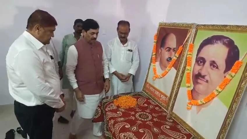 बीजेपी के राष्ट्रीय प्रवक्ता शहनवाज हुसैन का बयान: राहुल गांधी की वोटर अधिकार यात्रा हुआ फ्लॉप, जनता का समर्थन शून्य 3