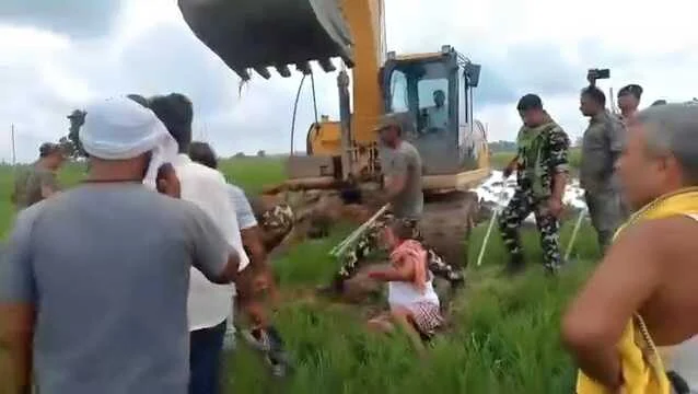 कैमूर से होकर गुजर रही भारतमाला परियोजना के तहत बनने वाली एक्सप्रेसवे की जमीन अधिग्रहण को लेकर बीते दिन किसान और प्रशासन आमने-सामने खड़ा हो गया 2