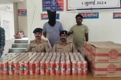 नालंदा: उत्पाद विभाग ने गुप्त सूचना पर एक एम्बुलेंस से 129 लीटर विदेशी शराब किया बरामद  25