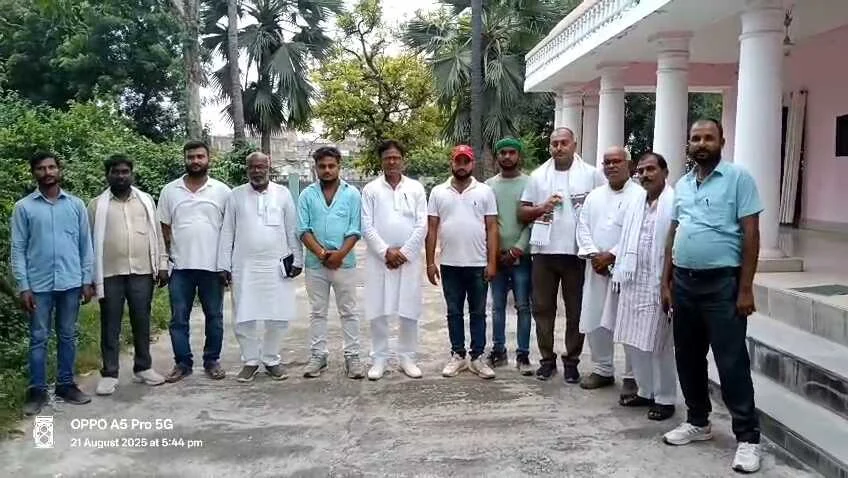 कैमुर: मोहनिया विधायक क्षेत्र की समस्या पर भड़की, विधायक ने एससी/एसटी केश में फंसाने  की दी धमकी 4