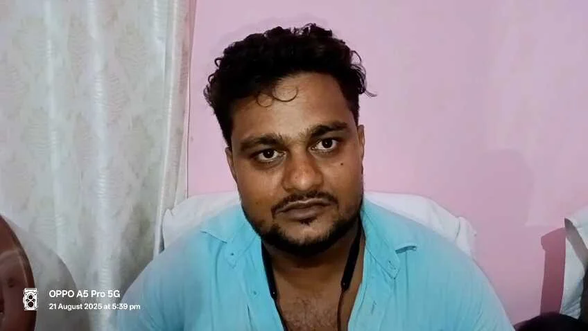 कैमुर: मोहनिया विधायक क्षेत्र की समस्या पर भड़की, विधायक ने एससी/एसटी केश में फंसाने  की दी धमकी 1