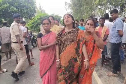 नालंदा: शाहजहांपुर थाना क्षेत्र के अल्ट्राटेक सीमेंट फैक्ट्री के पास टैंकलोरी और टेंपो के बीच हुए टक्कर में दस लोगो की मौत 21