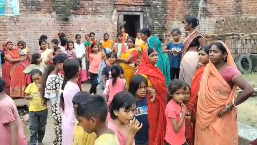 नालंदा: सादे लिबास में छापेमारी करने गई पुलिस टीम पर ग्रामीणों ने चोर समझकर किया पिटाई, एक दरोगा समेत चार पुलिसकर्मी जख्मी 1