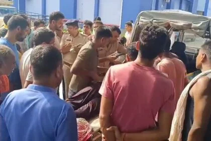 नालंदा: पेड़ से लटका हुआ युवक का शव बरामद, परिजनों ने गला दबाकर हत्या की जताई आशंका 21