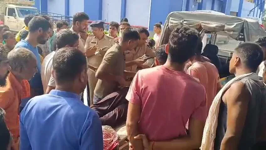 नालंदा: पेड़ से लटका हुआ युवक का शव बरामद, परिजनों ने गला दबाकर हत्या की जताई आशंका 1