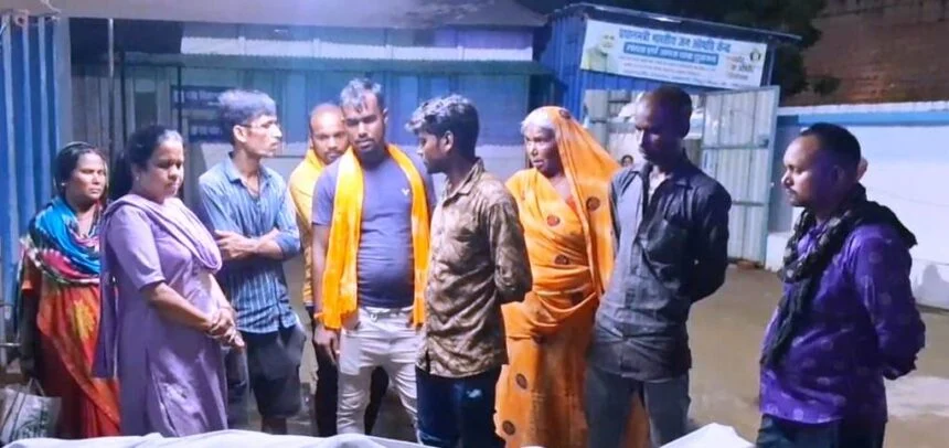 कैमूर : सड़क दुर्घटना में घायल वृद्ध की इलाज के दौरान मौत, परिजनों में पसरा मातम   1