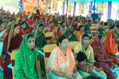 खगड़िया: मुख्यमंत्री विधुत उपभोक्ता जन संवाद कार्यक्रम में एनडीए नेताओं की सक्रिय उपस्थिति 14