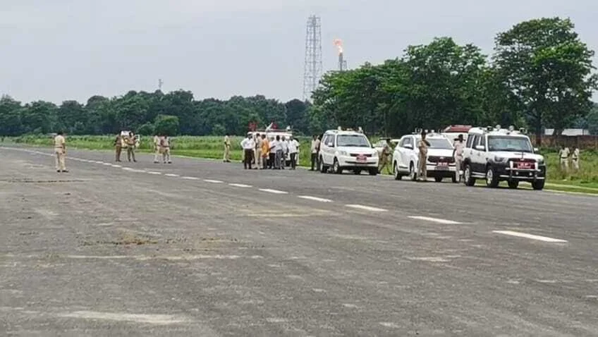बेगूसराय में बाढ़ प्रभावित इलाको में मुख्यमंत्री नीतीश कुमार के द्वारा हवाई सर्वेक्षण किया गया 2