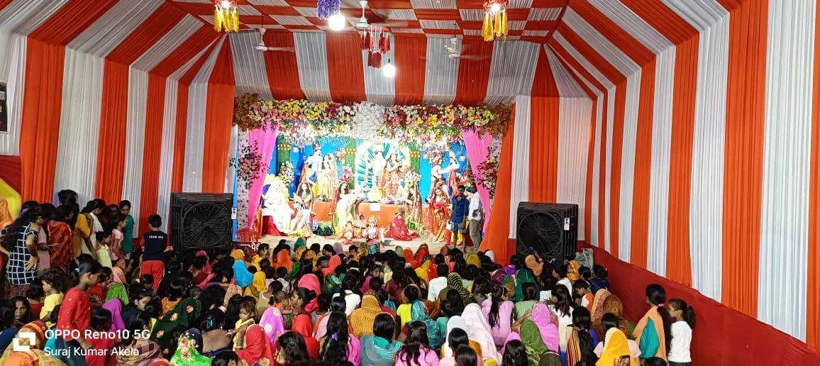 बेगूसराय के वीरपुर में जय श्री कृष्णा के जयघोष के साथ श्रधालुओं के लिए खुला पट उमड़ी श्रधालुओं की भीड़ 2