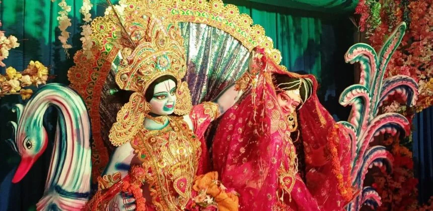 बेगूसराय के वीरपुर में जय श्री कृष्णा के जयघोष के साथ श्रधालुओं के लिए खुला पट उमड़ी श्रधालुओं की भीड़ 1