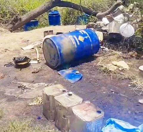 नालंदा: परवलपुर थाना के ताराबीघा मिल्कीपुर में शराब माफियाओं की दबंगई, खुलेआम चली गोलियां, वीडियो हुआ वायरल 3