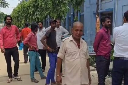 बेगूसराय में ट्रेन से कटकर एक युवक की दर्दनाक मौत,परिजनों में मचा कोहराम 31