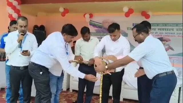 बेगूसराय के गांधी स्टेडियम में चार दिवसीय मशाल खेल प्रतियोगिता शुरु, जिलाधिकारी ने किया उद्घाटन 1