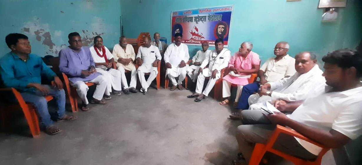 बछवाड़ा में महागठबंधन समन्वय समिति की बैठक आयोजित, आगामी विधानसभा चुनाव समेत स्थानीय मुद्दा पर की गयी चर्चा 3