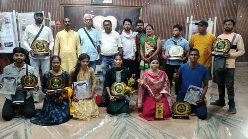 आकाश गंगा ने अखिल भारतीय नाटक प्रतियोगिता में ओवरऑल चैंपियन का खिताब अपने नाम कर लिया 1