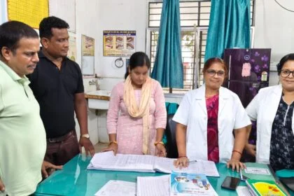 बेगूसराय जिला स्वास्थ्य समिति के गठित टीम ने सीएचसी बरौनी एवं तेघड़ा में कायाकल्प एसेसमेंट किया गया 19