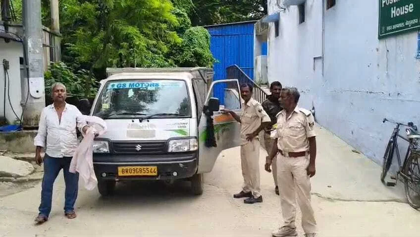 बेगूसराय में महिला की संदेहास्पद अवस्था में मौत, गला दबाकर हत्या करने की आशंका,पुलिस कर रही है जांच 1